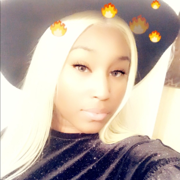 Meet your Posher, J - Picture 1 of 1